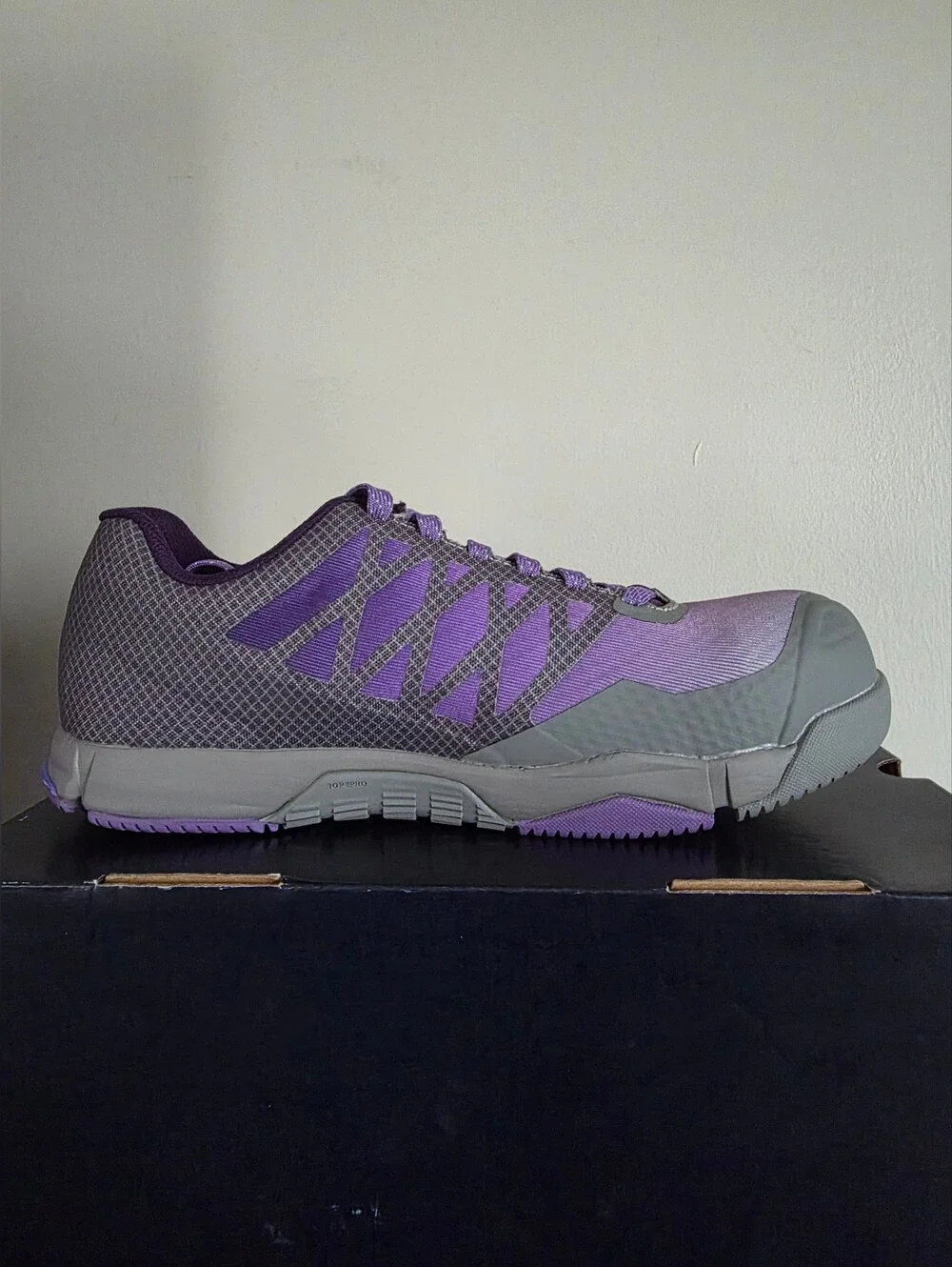 Reebok women training